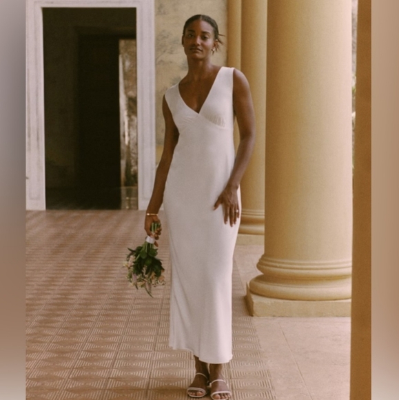 NWT Abercrombie Elegant White Evening Gown - Picture 3 of 3